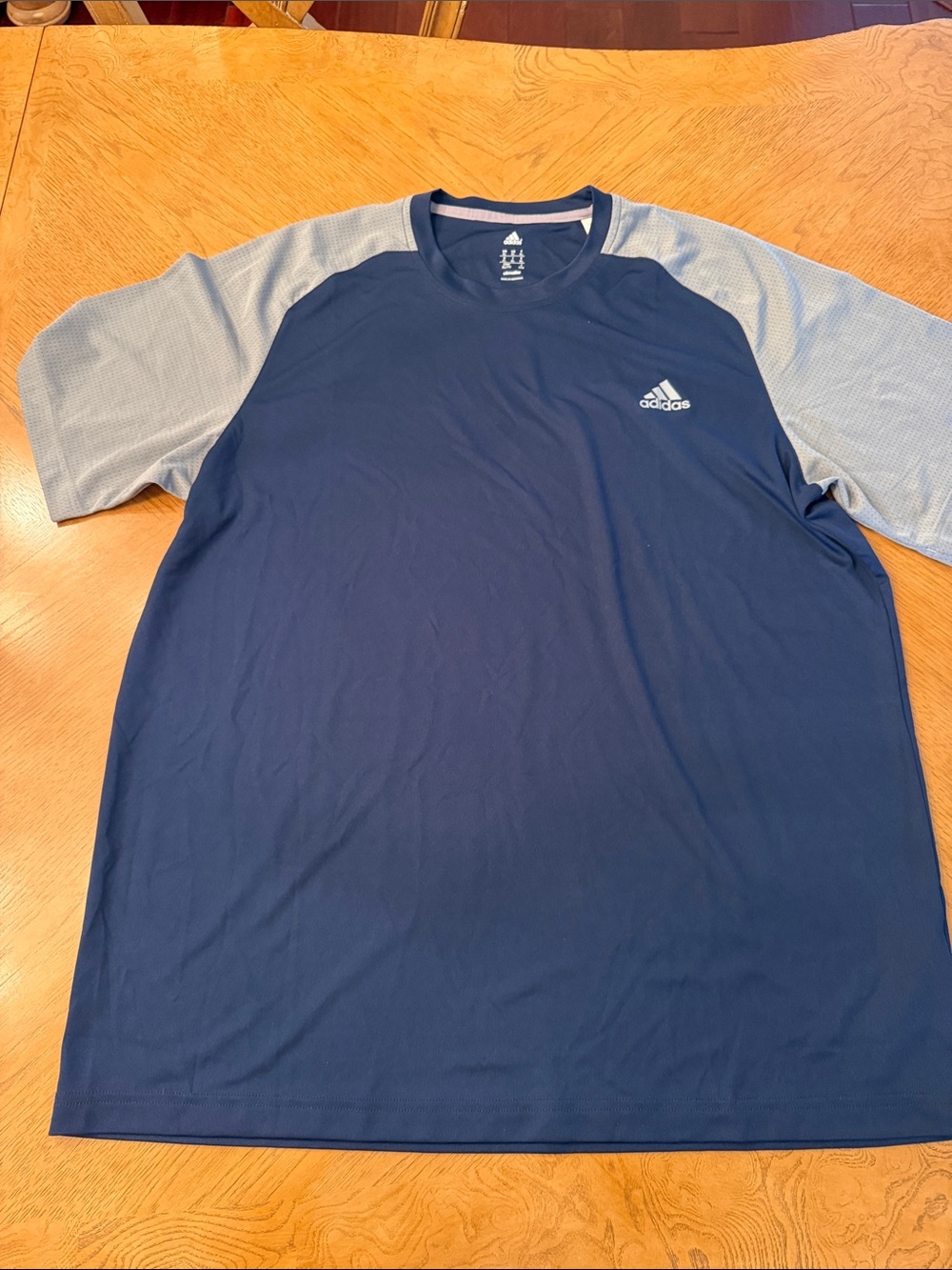 adidas Navy Blue Performance Tee with Light Gray short Sleeves XL